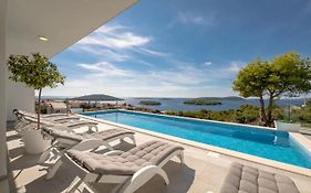 Villa Marvela - Family 4 Bedroom